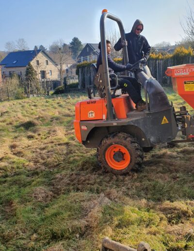 F6dd1dd1 2b01 47a1 8987 35c4681069dc